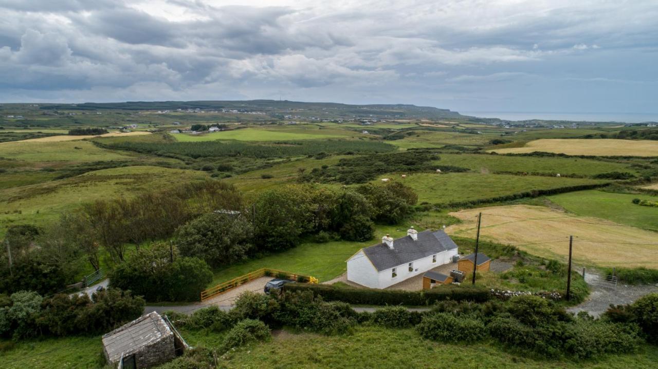 Yellow Cottage, Doolin Knockfin Cross Roads Extérieur photo