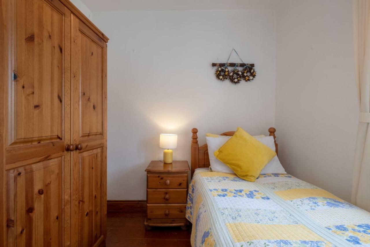 Yellow Cottage, Doolin Knockfin Cross Roads Extérieur photo